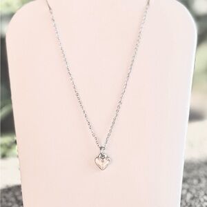 Children’s tiny heart necklace.
